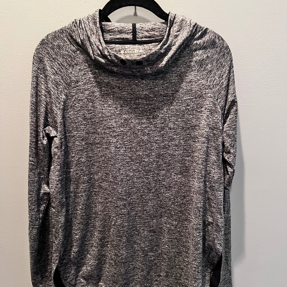 Cowl neck hooded long sleeve casual top with thumb holes